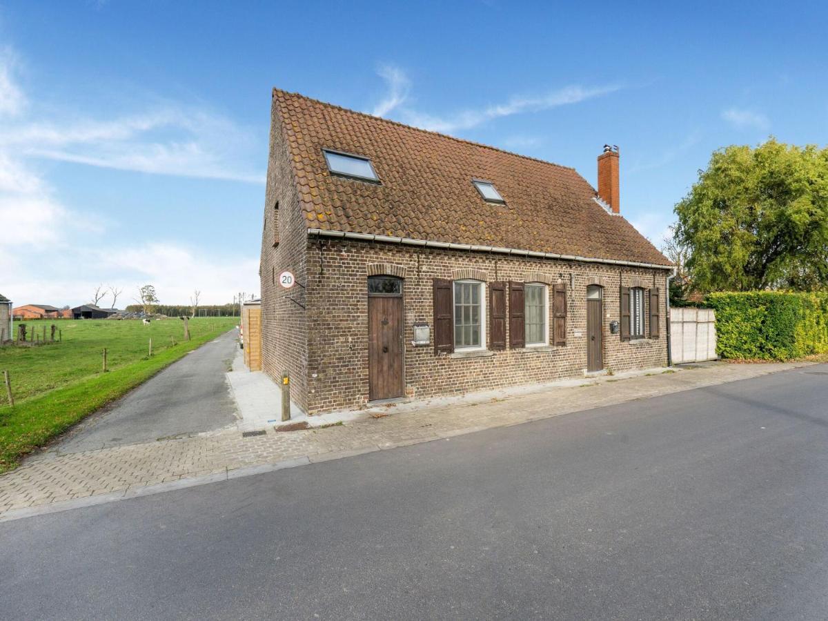 Tasteful Holiday Home In Loppem With Jacuzzi Buitenkant foto